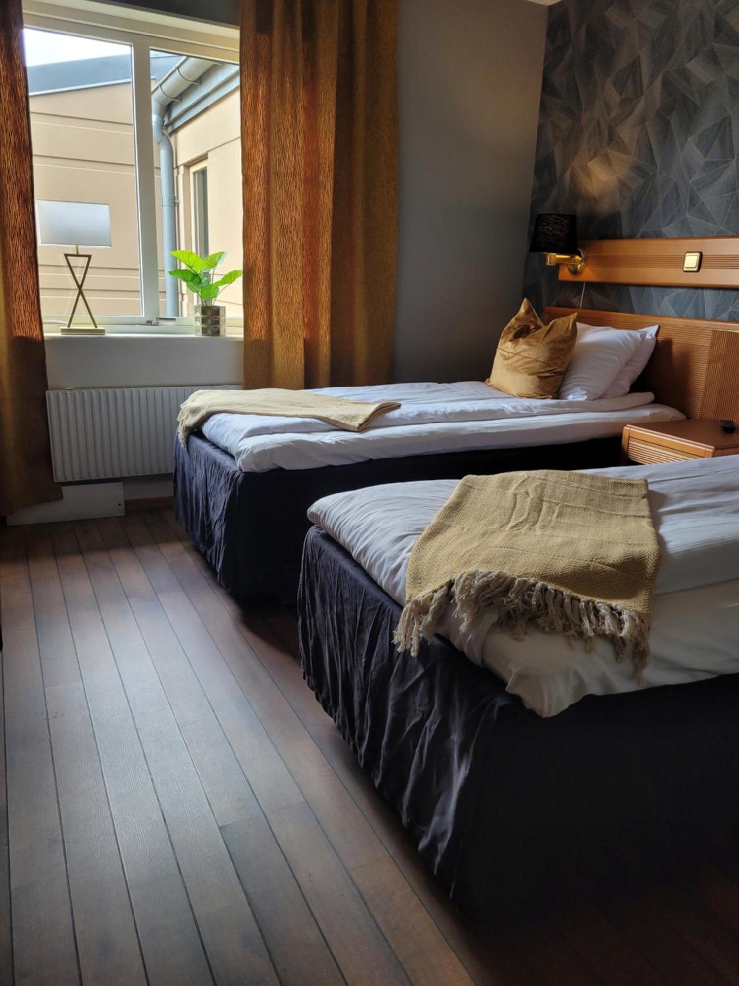 Arena Hotell Vanersborg Exterior photo